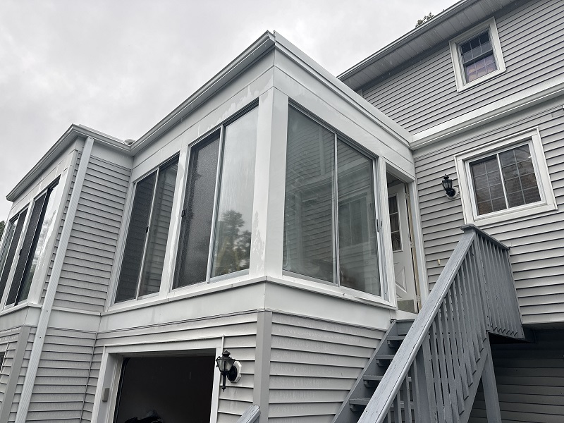 Brookfield porch looks needs a facelift